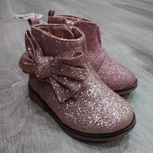 Sparkly toddler boots size 4